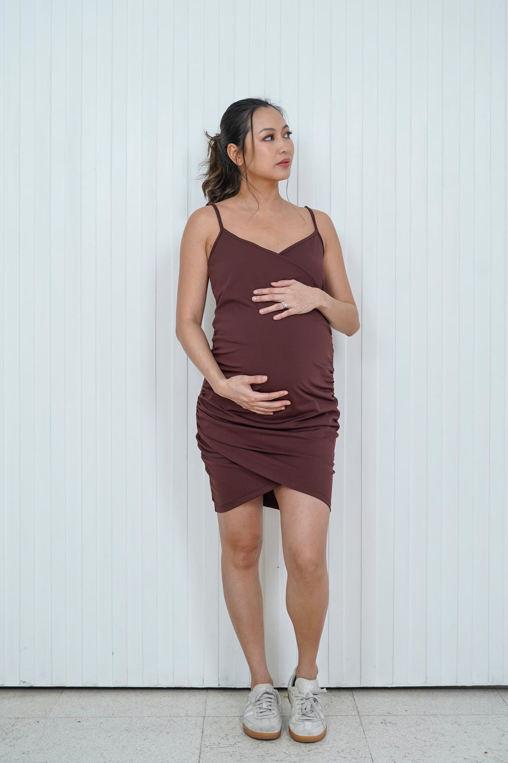 Luna Nursing Dress                      (Hickory Brown)